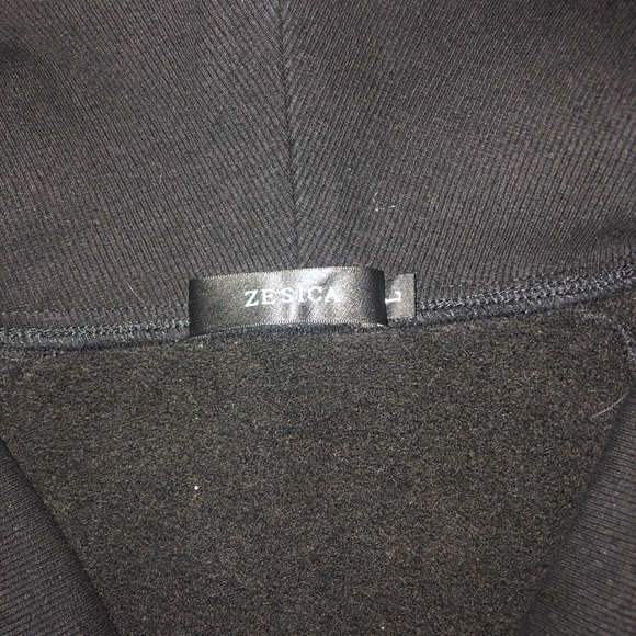 Black Half-Zip Pullover Sweatshirt - Picture 4 of 6